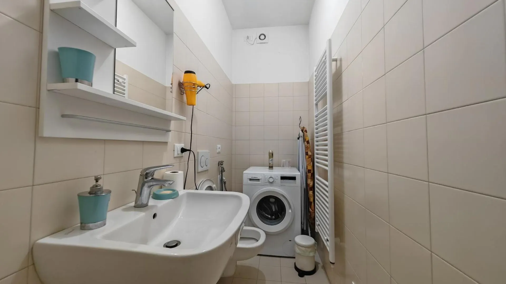 Goldmine Guest House 1 Venice